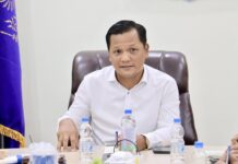 ឯកឧត្តម ហ៊ែល តូនី អនុប្រធានអចិន្ត្រៃយ៍ អាជ្ញាធរទន្លេសាប ដឹកនាំកិច្ចប្រជុំណែនាំថ្នាក់ដឹកនាំបច្ចេកទេសនៃអគ្គលេខាធិការដ្ឋាន ចុះតាមដានពិនិត្យ និងចាត់វិធានការណ៍សកម្មភាពខុសច្បាប់ក្នុងតំបន់ ៣ ជុំវិញបឹងទន្លេសាប