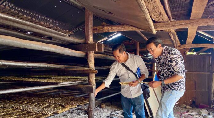ក្រុមការងារការិយាល័យត្រួតពិនិត្យការធ្វើអាជីវកម្មលើធនធានធម្មជាតិ នៃអាជ្ញាធរទន្លេសាប បានបន្តចុះសិក្សាស្រាវជ្រាវ និងវាយតម្លៃពីការកែច្នៃត្រី ស្ថិតនៅសង្កាត់ផ្សារឆ្នាំង សង្កាត់កំពង់ឆ្នាំង ក្រុងកំពង់ឆ្នាំង និងឃុំឆ្នុកទ្រូ ស្រុកបរិបូណ៌ ខេត្តកំពង់ឆ្នាំង