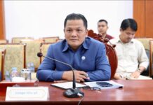 ឯកឧត្តម ហ៊ែល តូនី អនុប្រធានក្តាប់រួមអាជ្ញាធរទន្លេសាប បានដឹកនាំកិច្ចប្រជុំពិភាក្សាកិច្ចដំណើរការអនុវត្ត និងរចនាសម្ព័ន្ធគ្រប់គ្រងរបស់អតីតសមាគមសហគមន៍ទេសចរណ៍វប្បធម៌ធម្មជាតិបឹងពារាំង និងសហគមន៍នេសាទចុងឃ្នៀស
